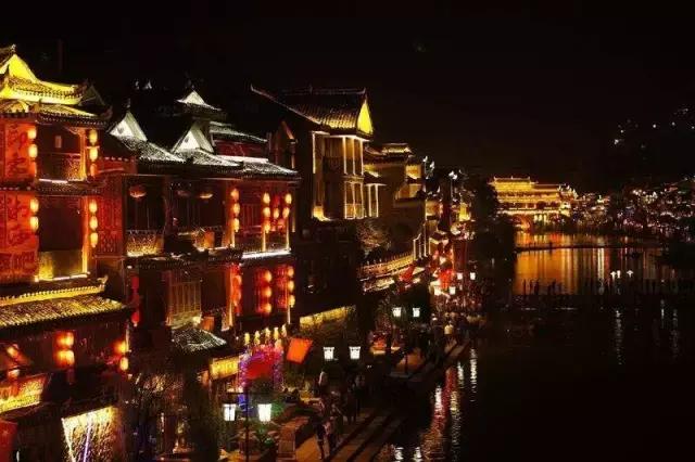 厲害了！觸摸屏公司的現代 loft辦公空間